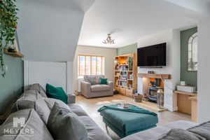 Sitting Room- click for photo gallery